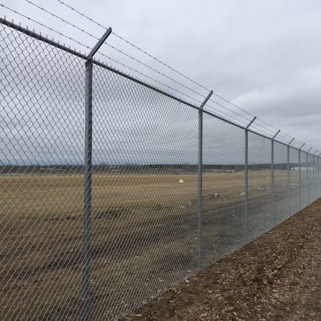 Tips for Maintaining Security Perimeter Fences in Alabama