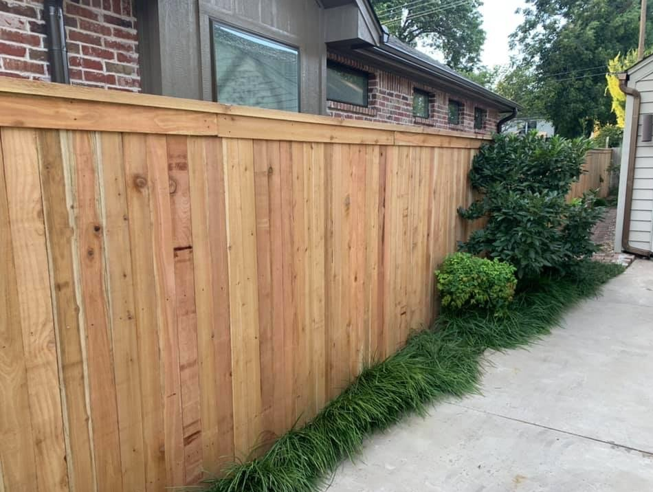 Cap & Trim Fence